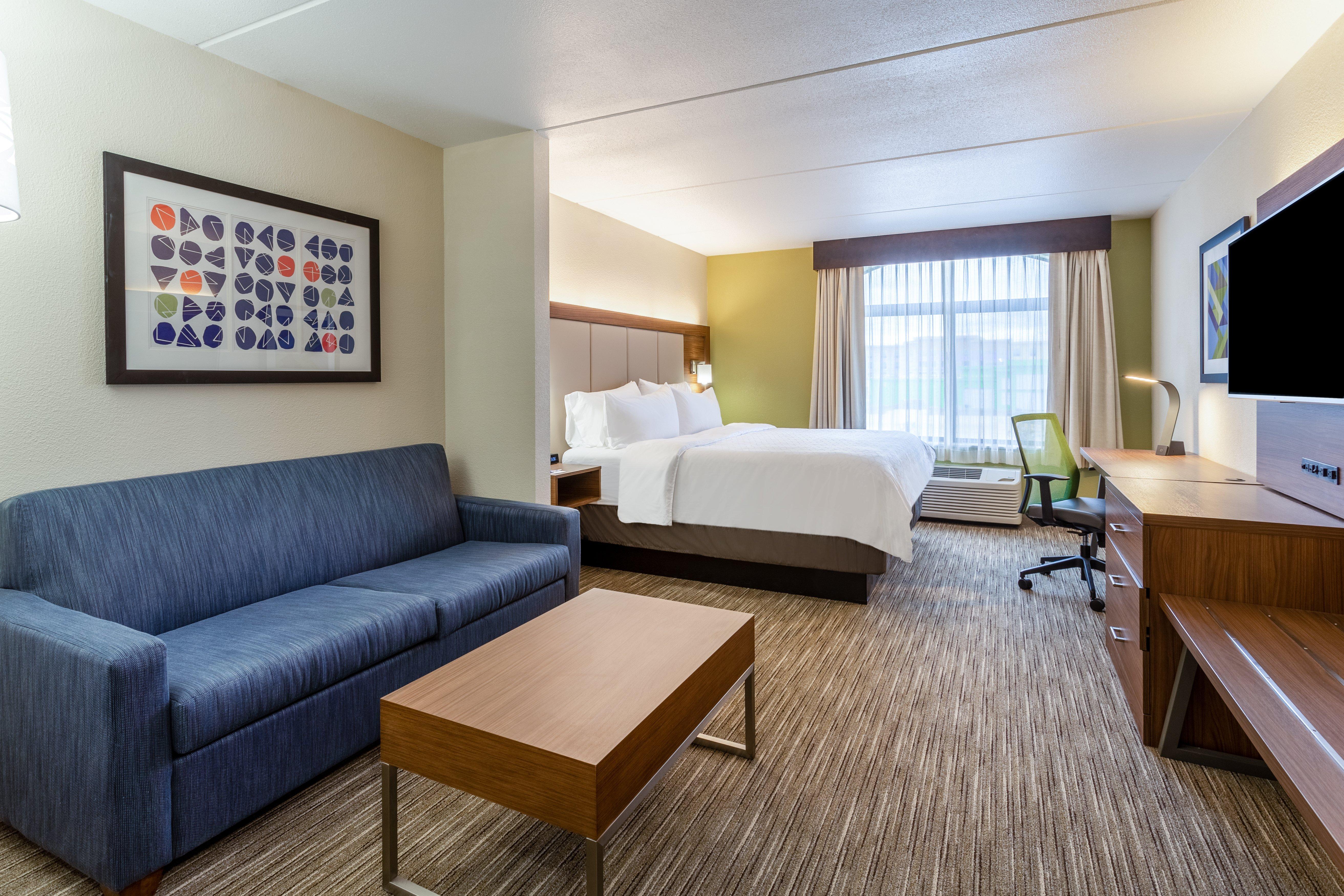 Holiday Inn Express & Suites Cedar Falls Eksteriør bilde