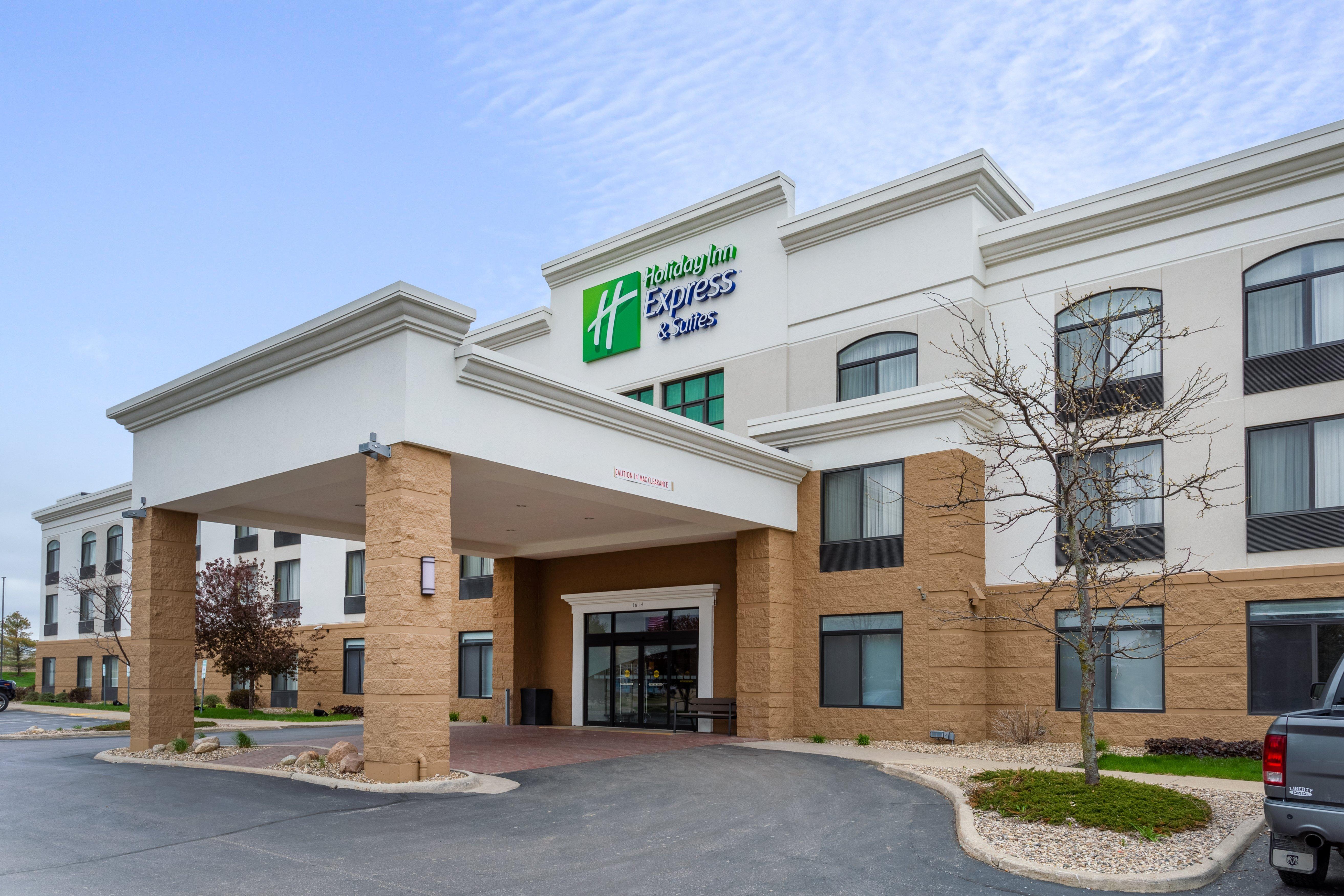 Holiday Inn Express & Suites Cedar Falls Eksteriør bilde