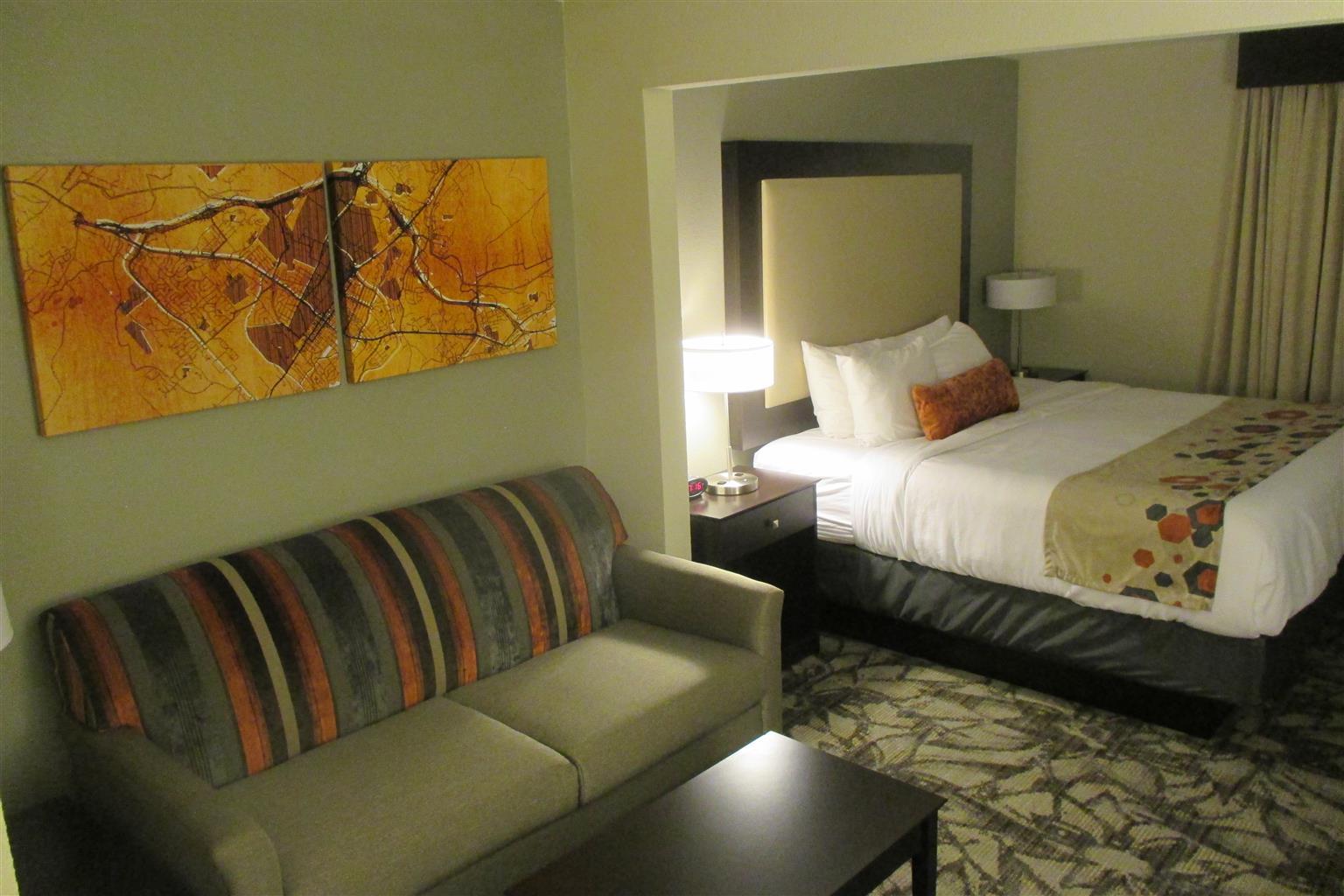 Holiday Inn Express & Suites Cedar Falls Eksteriør bilde